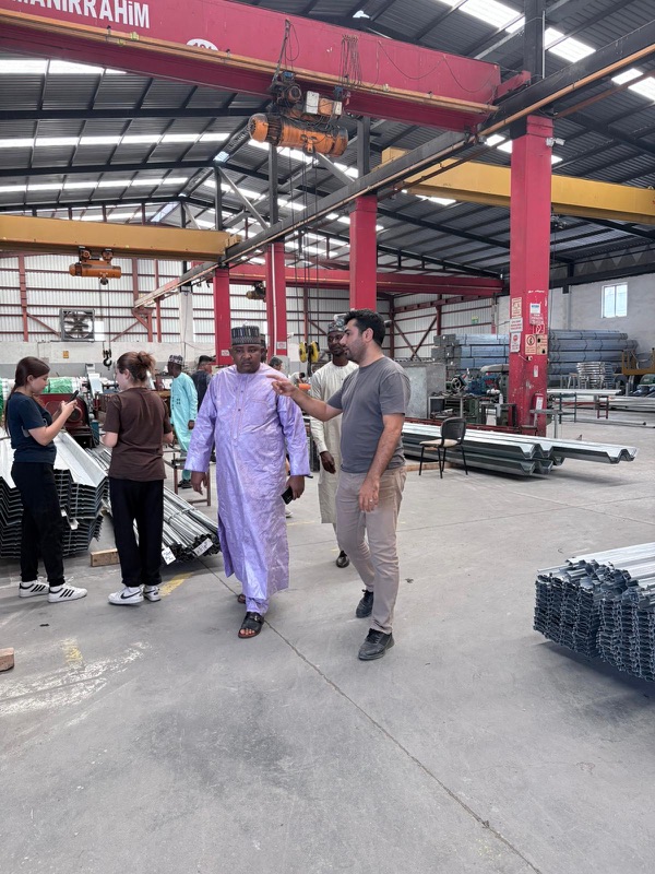 Briefing on greenhouse manufacturing and turnkey installation at Kuyucu Sera